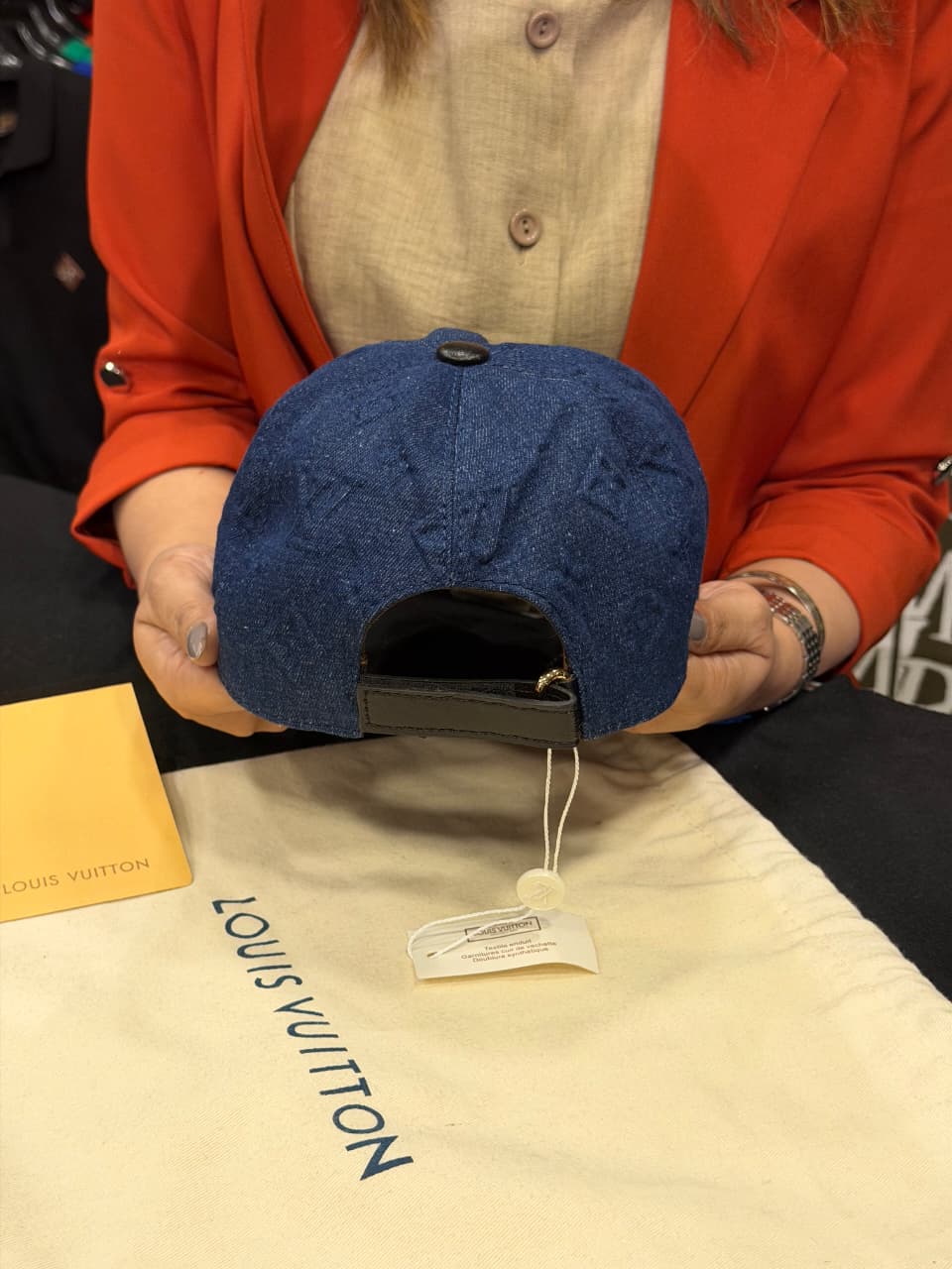 Louis Vuitton Premium Cap with Dust Cover