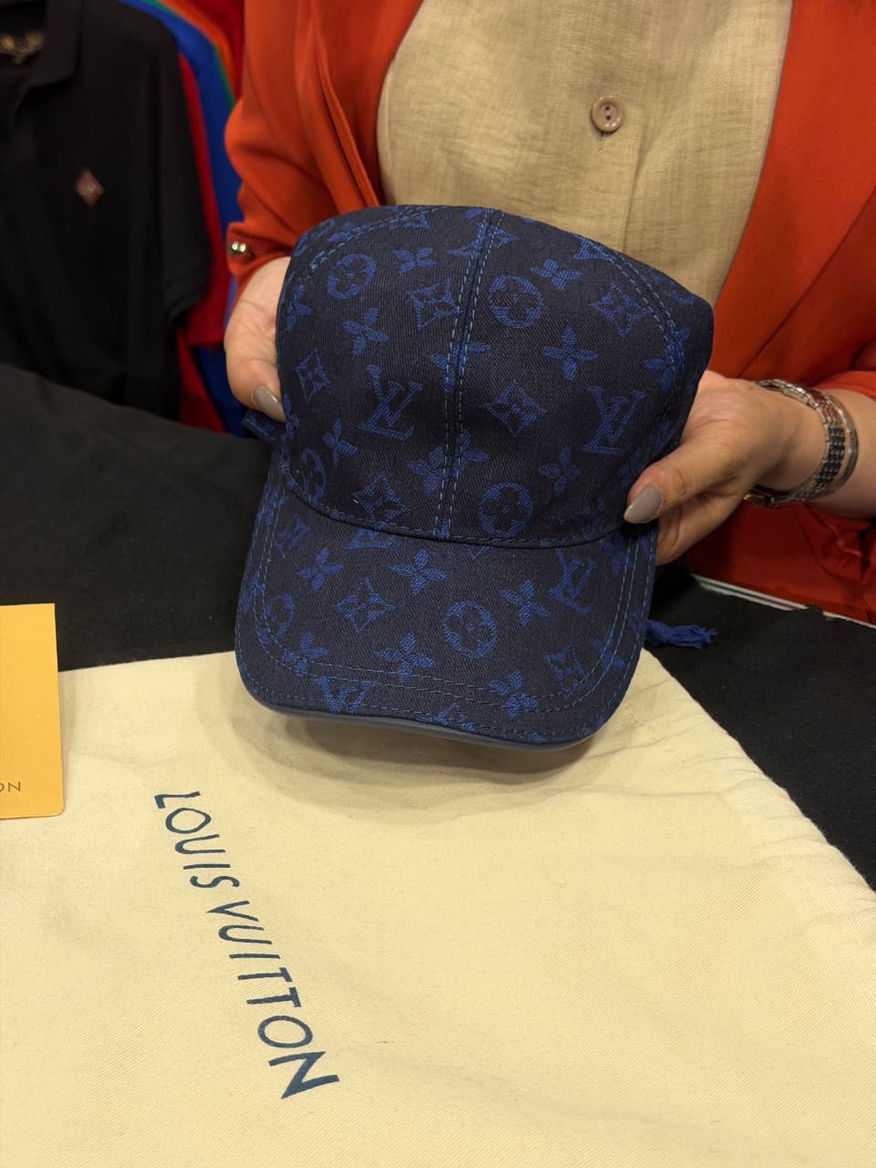 Louis Vuitton Premium Cap with Dust Cover