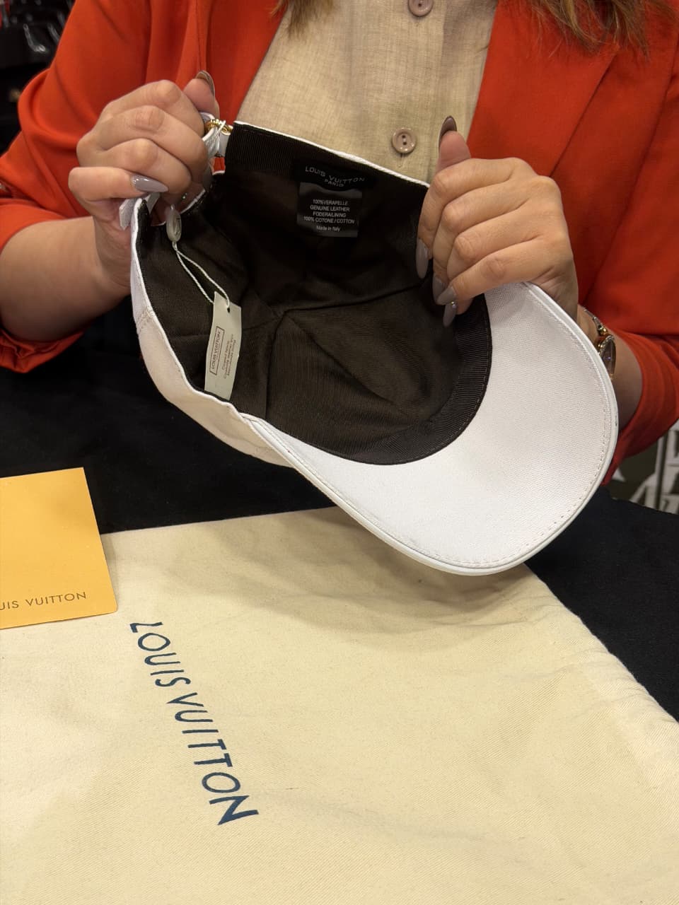 Louis Vuitton Premium Cap with Dust Cover