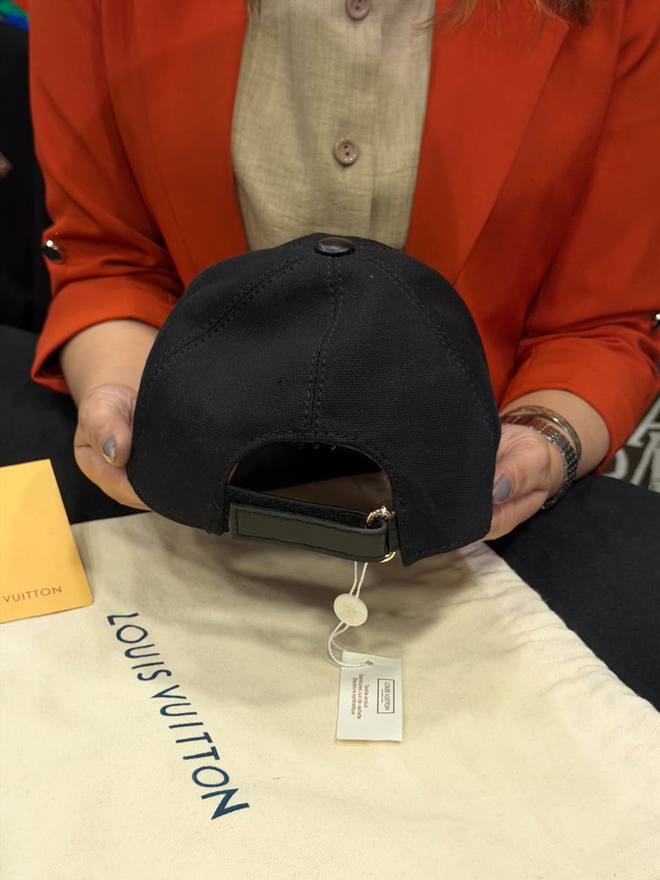 Louis Vuitton Premium Cap with Dust Cover