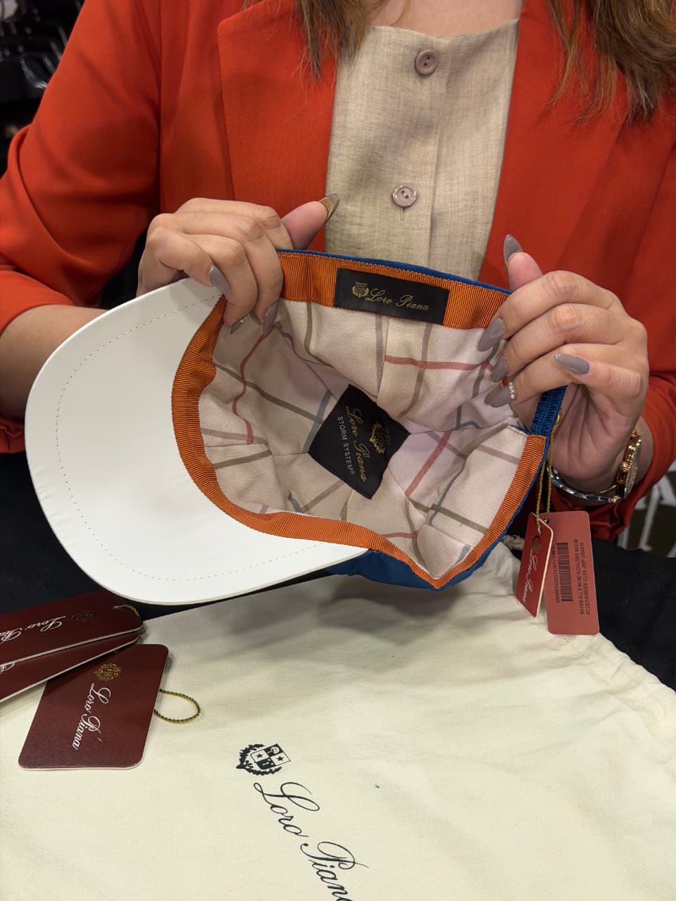 Louis Vuitton Premium Cap with Dust Cover