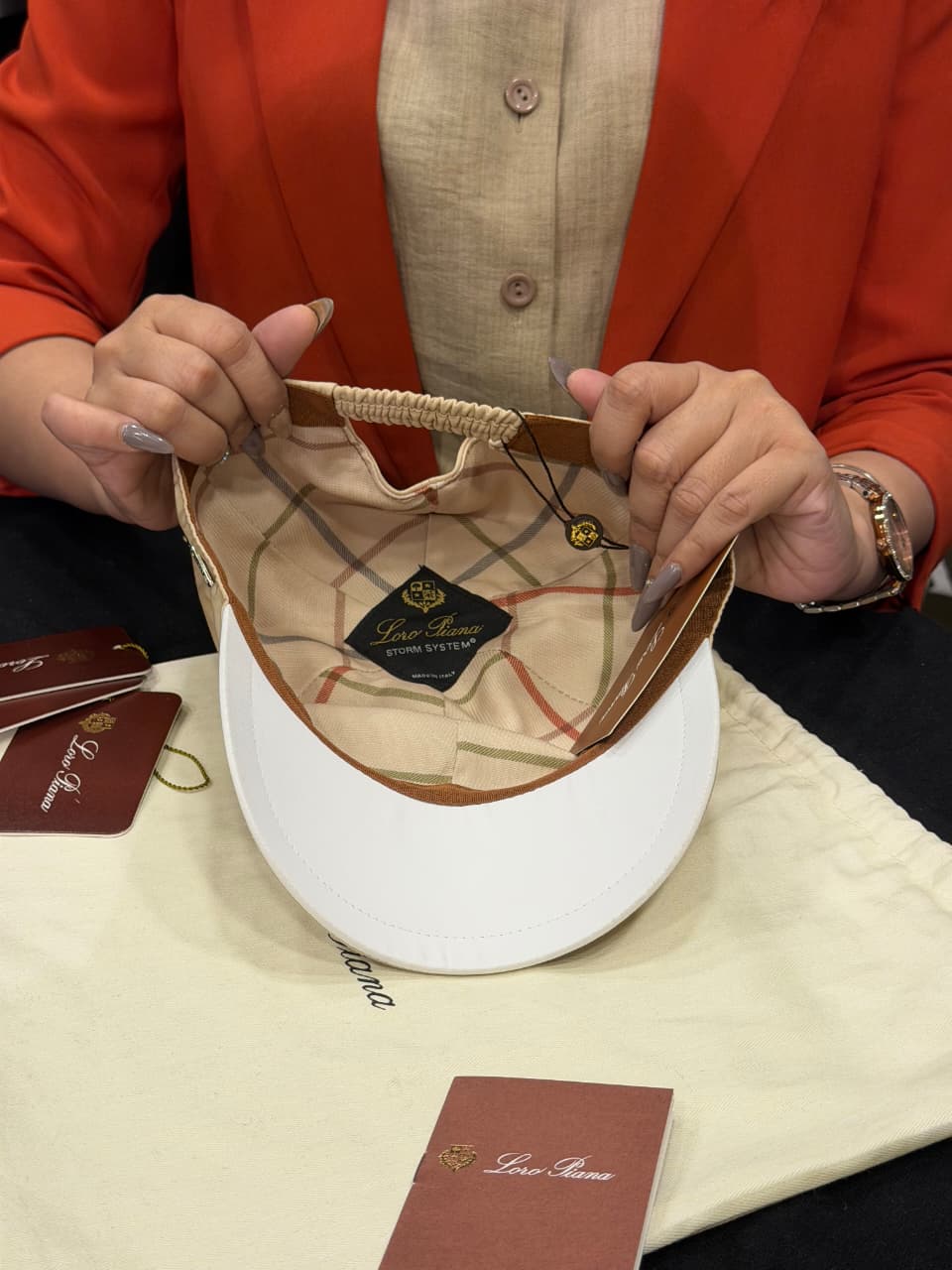 Louis Vuitton Premium Cap with Dust Cover