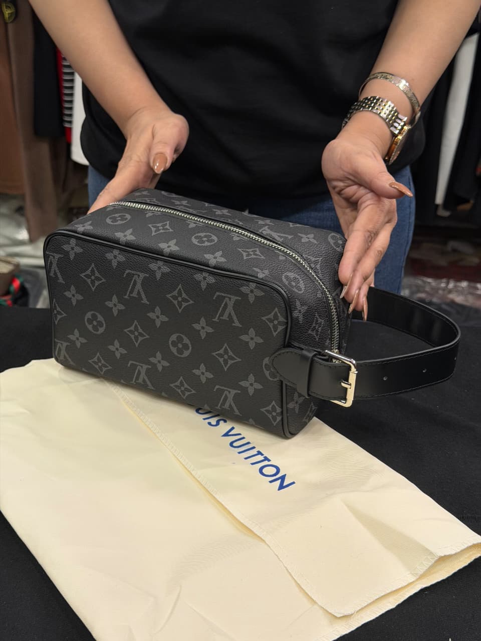Louis Vuitton Dopp Kit Pouch Bag