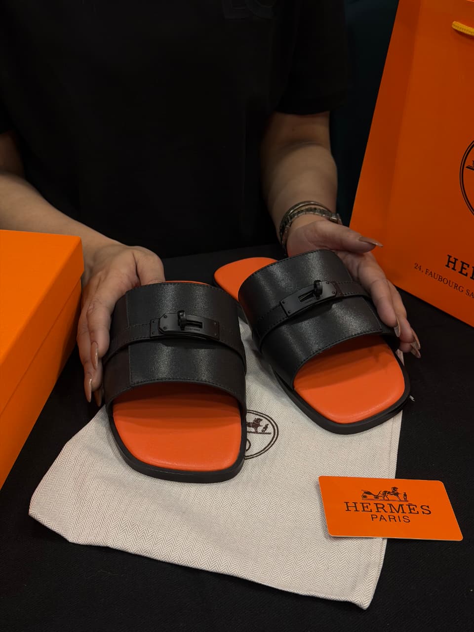 Hermes Gabriel High Grade Slides with box