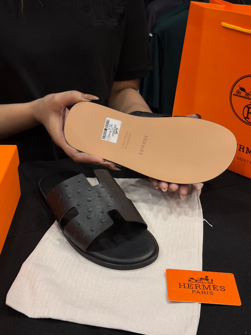Hermes Izmir High Grade Slides with box