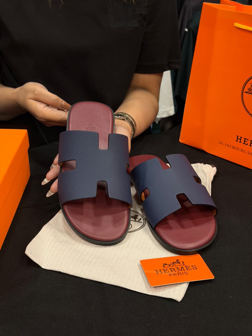 Hermes Izmir High Grade Slides with box