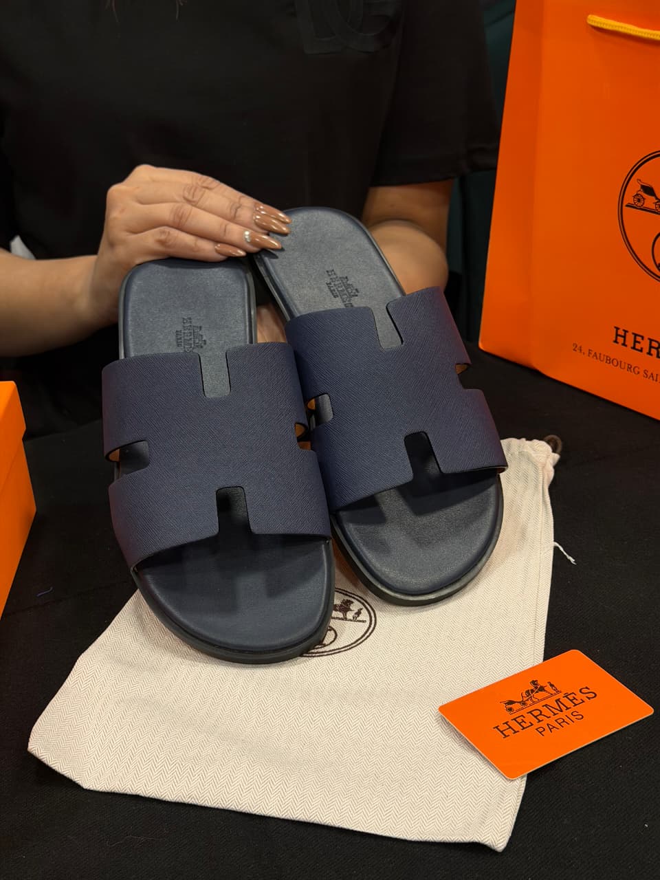 Hermes Izmir High Grade Slides with box