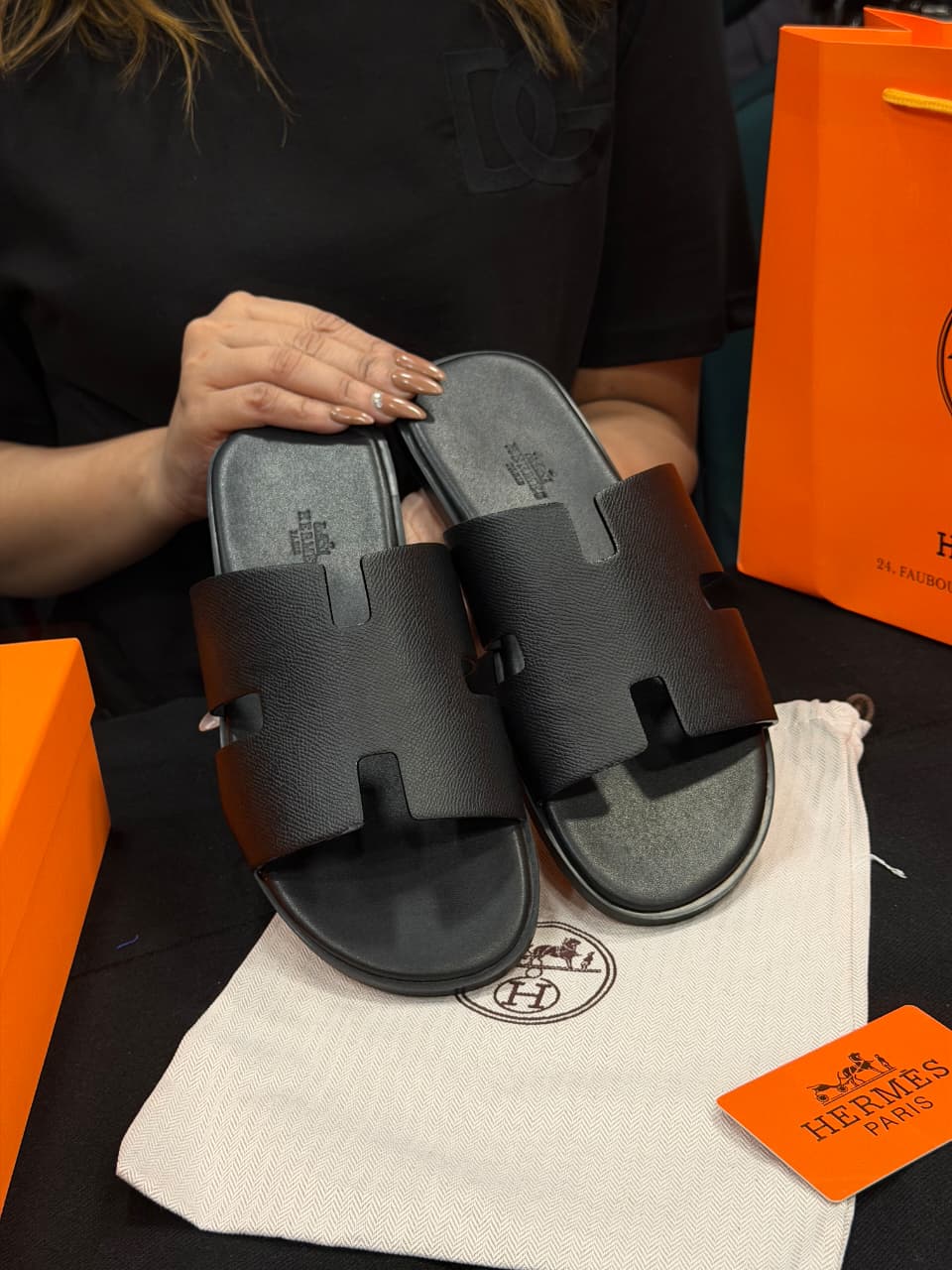 Hermes Izmir High Grade Slides with box