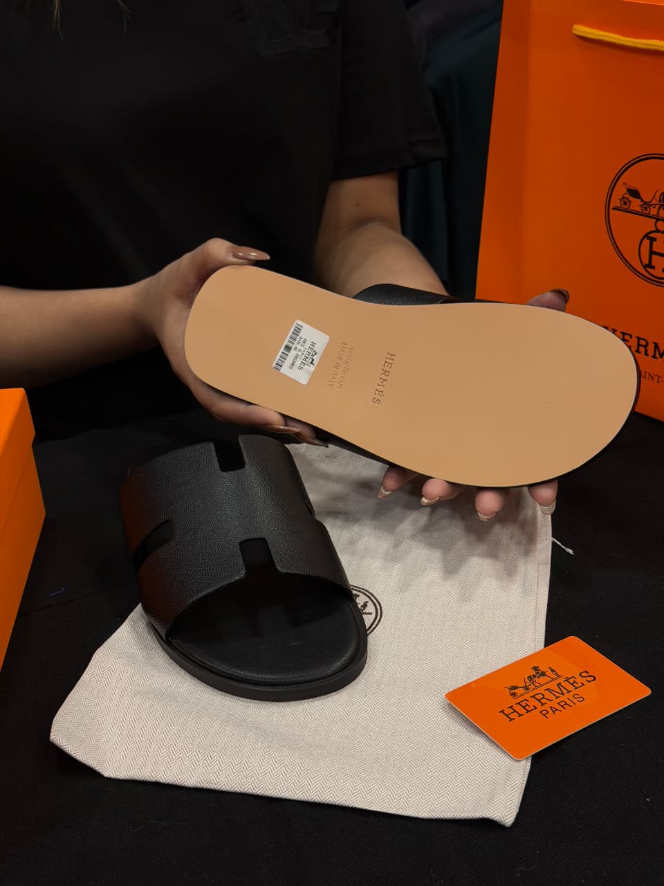 Hermes Izmir High Grade Slides with box