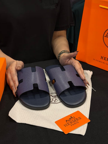 Hermes Izmir High Grade Slides with box