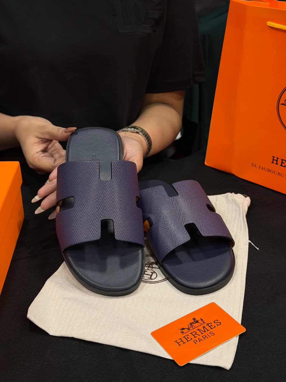 Hermes Izmir High Grade Slides with box