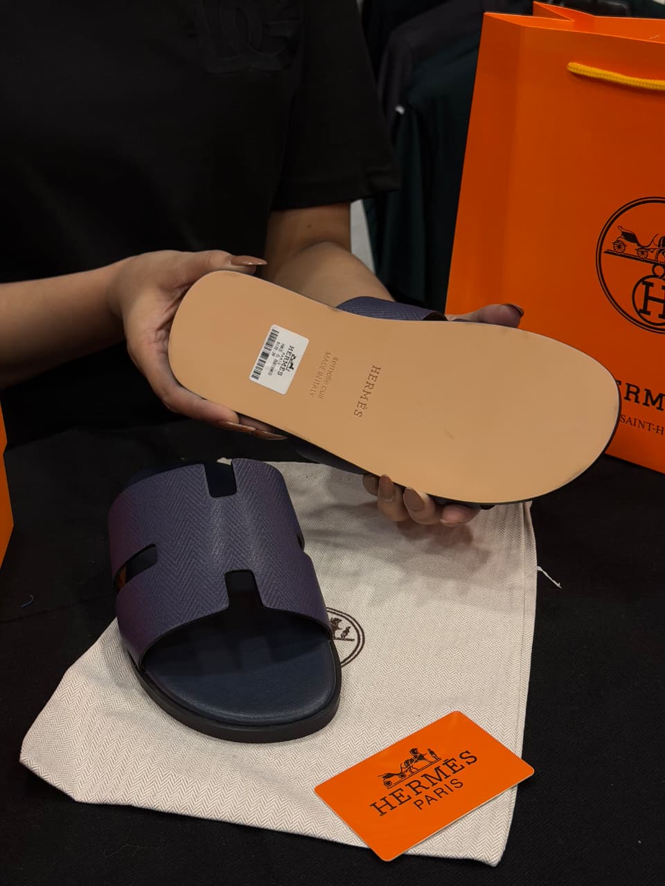 Hermes Izmir High Grade Slides with box