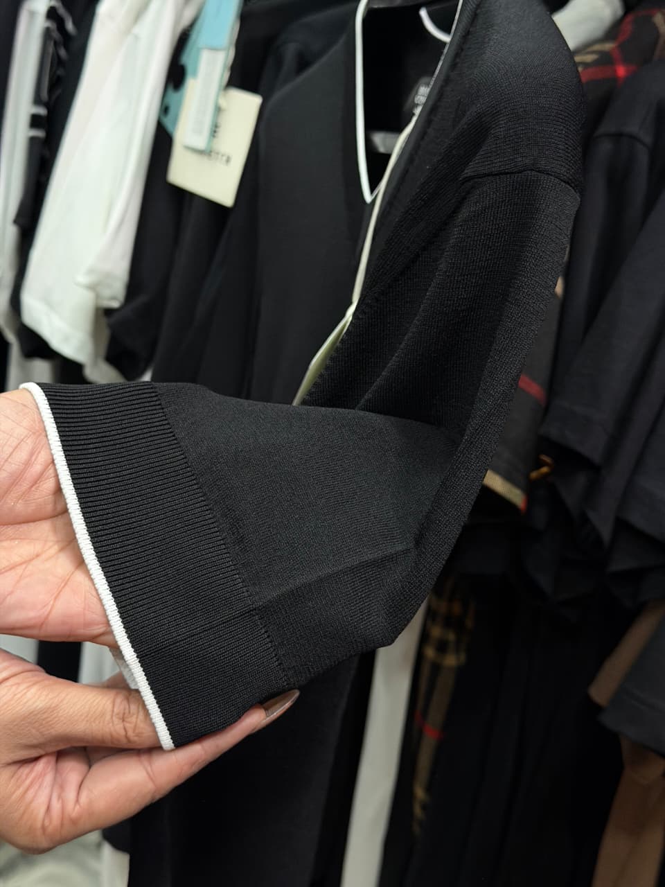 Brunello Cucinelli 1:1 Grade Premium Knitwear V-neck T-shirt