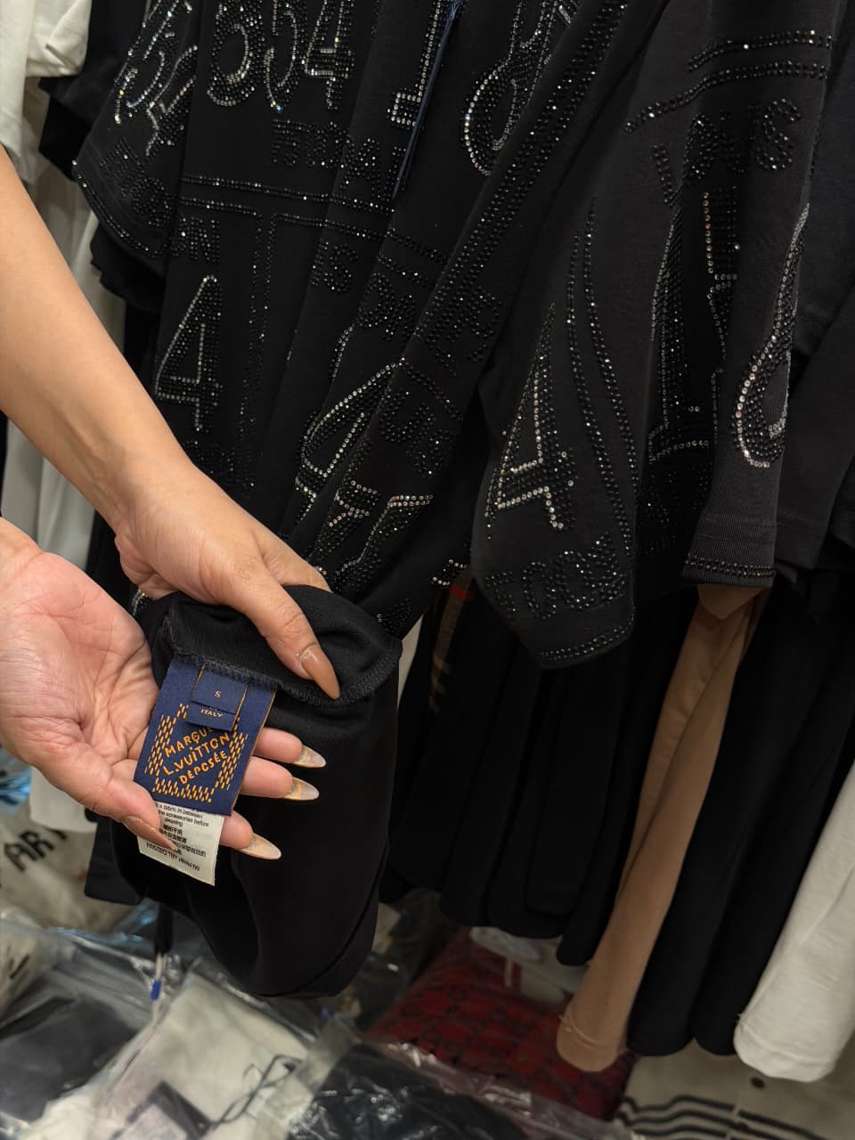 Louis Vuitton 1:1 Grade Premium Tshirt