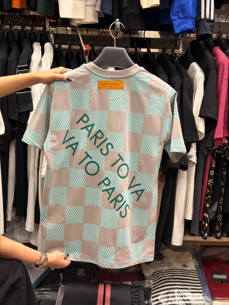 Louis Vuitton 1:1 Grade Super Premium Tshirt