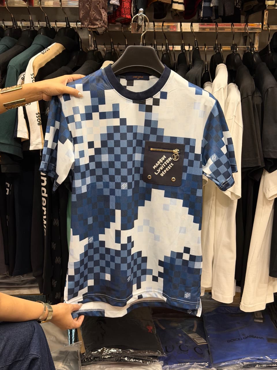 Louis Vuitton 1:1 Grade Super Premium Tshirt
