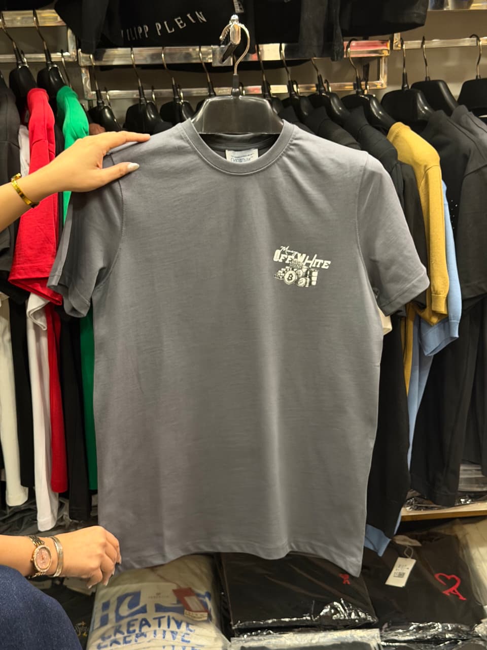 Off-White Tshirt