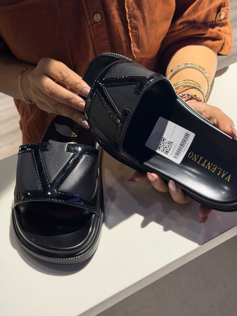 Valentino Slides