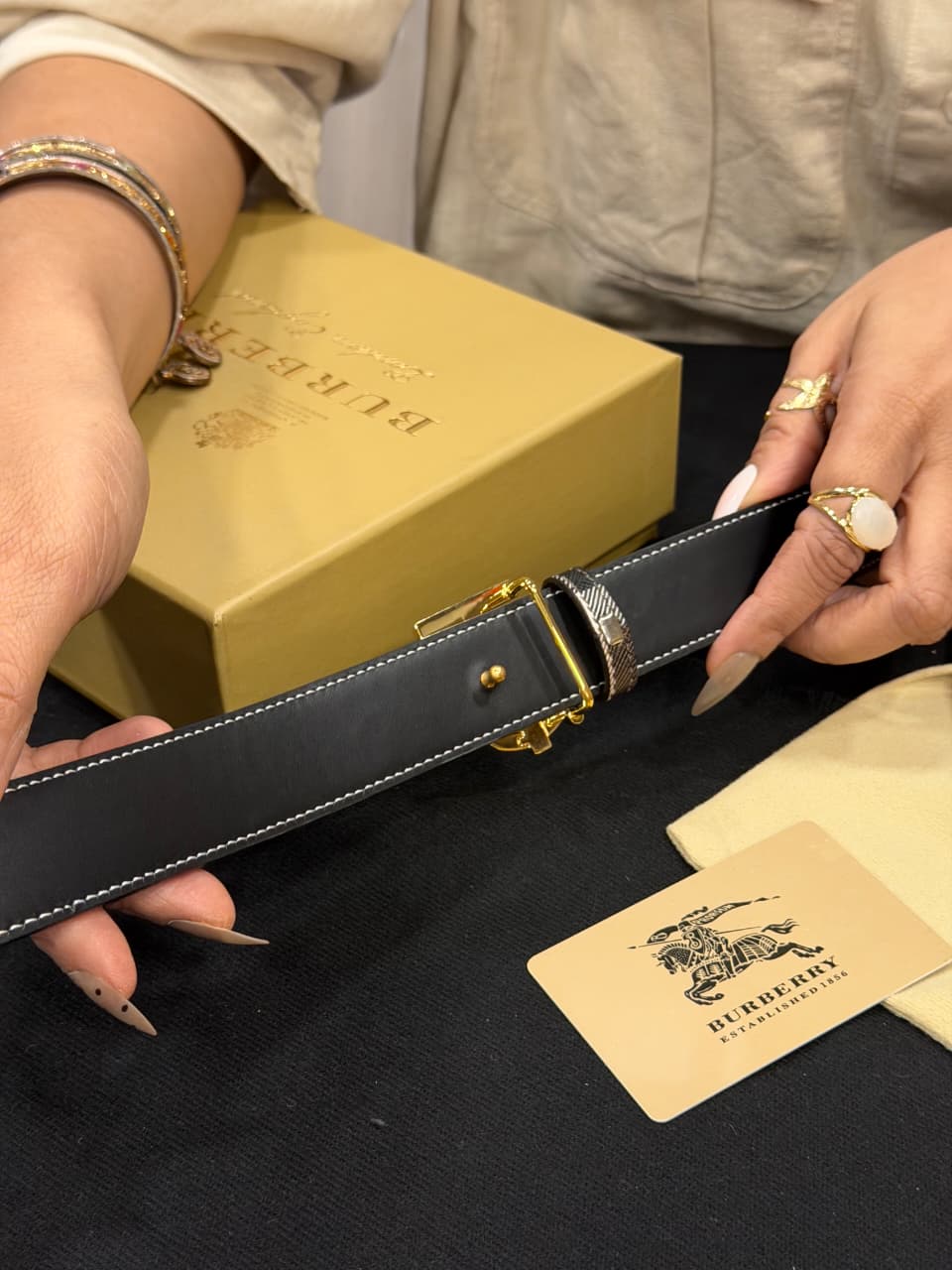 Burberry 1:1 Grade Genuine Leather Women's Belt with Complete Box Packaging
