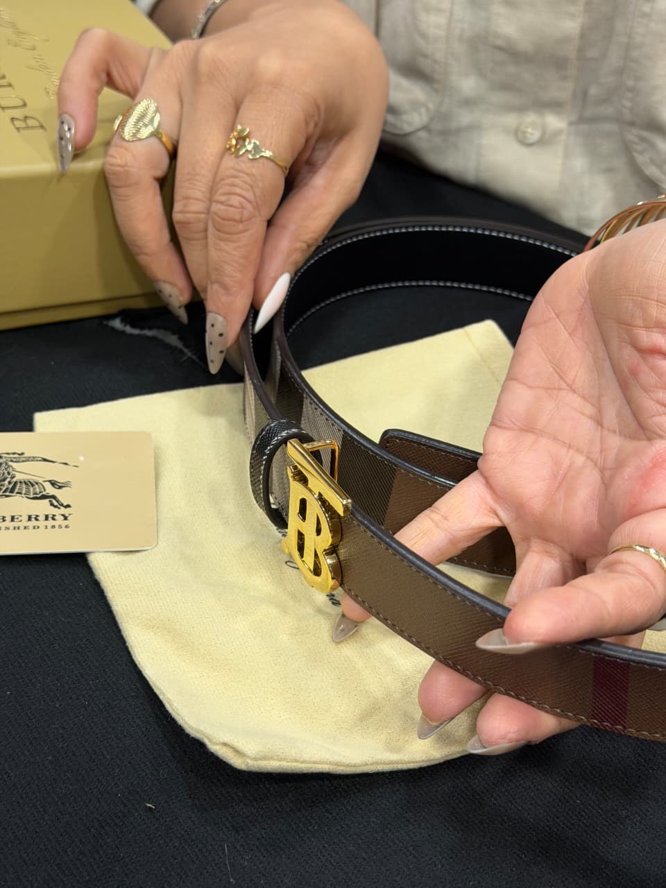 Burberry 1:1 Grade Genuine Leather Women's Belt with Complete Box Packaging