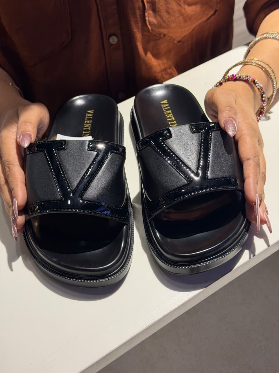Valentino Slides